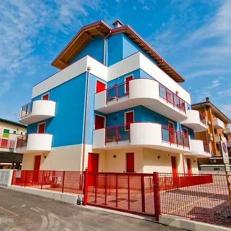 Apartament Al Mare - Agenzia Cocal *