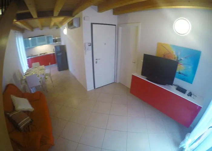Al Mare - Agenzia Cocal 公寓